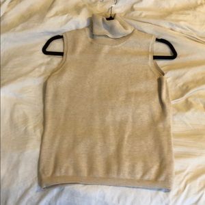 Short Sleeve Turtle Neck Sweater